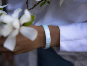 THE FOUR - Armband Babyblau 180 mm - Himmelblau