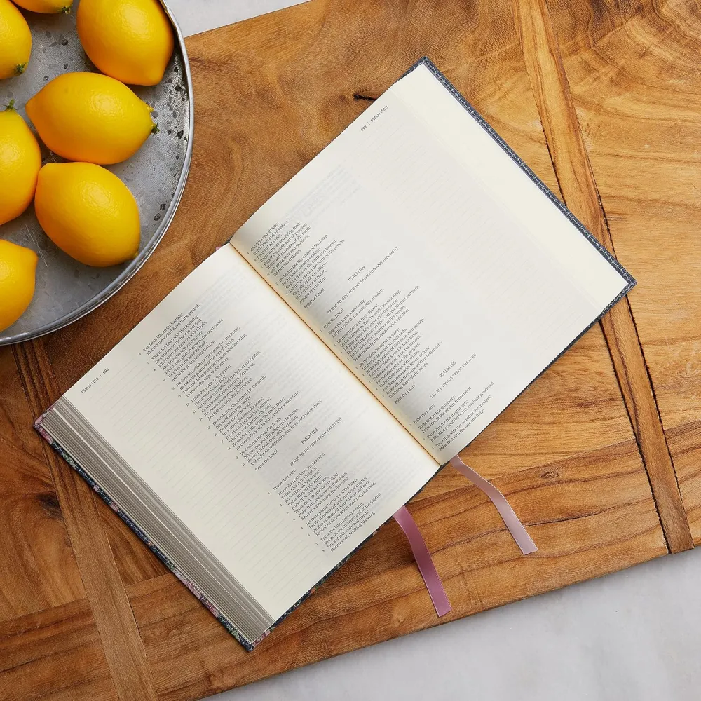 Englisch, NKJV Bibel mit Schreibrand - gebunden, Gewebeinband grau