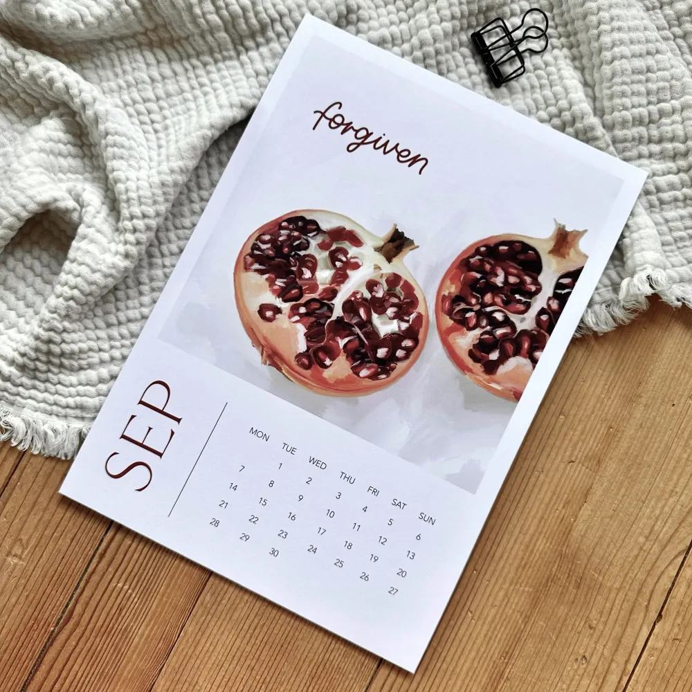 Wandkalender YOU ARE - mit stylischer Klammer zum Aufhängen