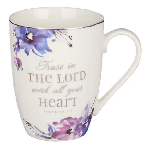 Tasse - Vertraue auf den Herrn - weiss, violett, Blumenmotif