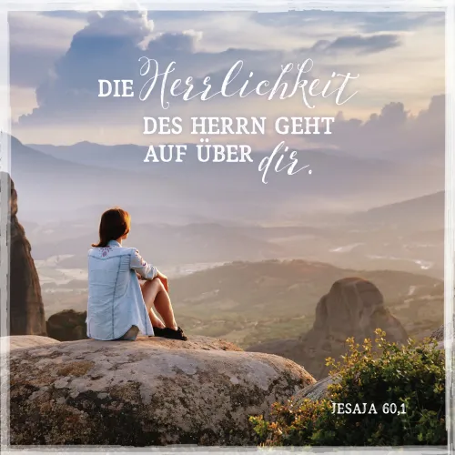 Metalltafel Frau auf Fels - 13 x 13 cm